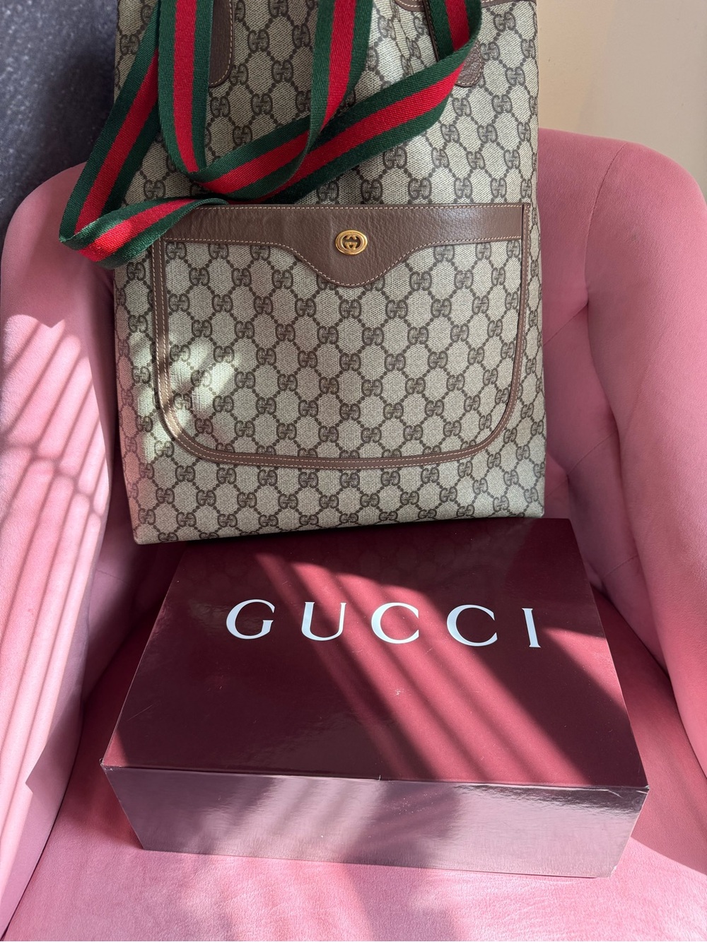 Gucci Beige GG Supreme Canvas Shoulder Tote with Green-Red Web Strap